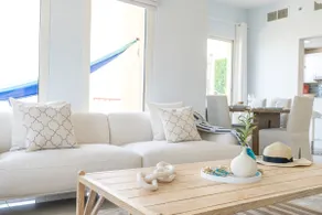 Contemporary Living by The Sea 2BD New Listing - Image 4