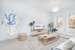 Contemporary Living by The Sea 2BD New Listing - Image 5