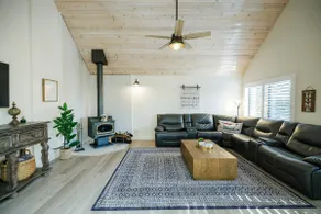 Luxury SummerRetreat:MountainCabin,4 Mi-Pine crest - Image 2