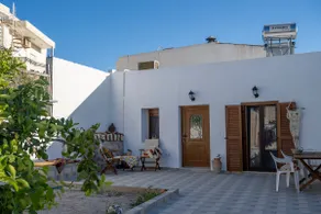 Amalthea House 2 - Image 2