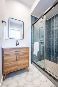 The Mid-Century Soulard Stay - Image 3
