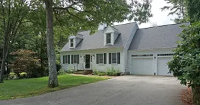 Wedgewood Cottage (Available Year Round!) - Image 3