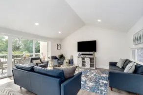 Village Homes: Elegant Serene Retreat - Image 3