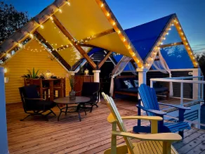 Whitecaps Cabana for Couples - Image 3