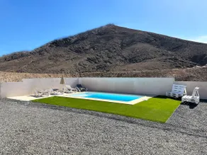 Villa in the mountains with pool in Fuerteventura - Image 5