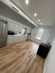 Modern Spacious Uptown Loft Apt in the ANF - Image 5