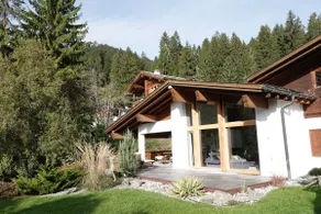 Exclusive Laax Chalet with Breathtaking Views - Image 2
