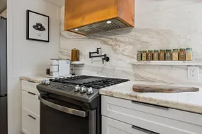 SAVE $, 40% off -Book Now! View Photos, 5 *Reviews - Image 3