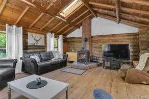 Lavender House - Image 5