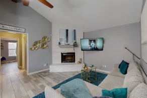 Modern Comfort Lux Stay | Near DFW Airport - Image 2