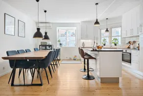Cozy Scandinavian Apartment in the Heart of Viborg - Image 2