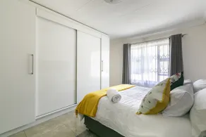The Signature Place, Wi-Fi, Solar, Pool, Streaming - Image 5