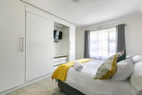 The Signature Place, Wi-Fi, Solar, Pool, Streaming - Image 4