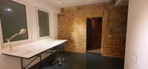 Studio apartment in a loft - Image 3