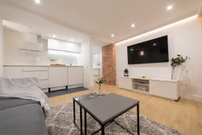Logroño Parlamento Apartment - Image 5