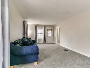 Cozy House Near Iowa State Fairgrounds! - Image 3