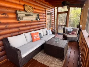 Cozy Bear Cabin - Image 2