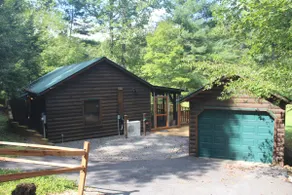 Cozy Bear Cabin - Image 5