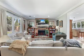 Entire home in Alamo, CA - Image 3