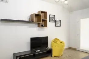 Roby's House - Image 2