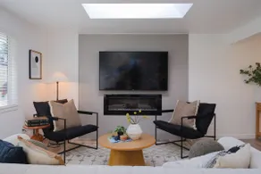 Rainer Haus | Bonney Lake | sleeps 8 - Image 2