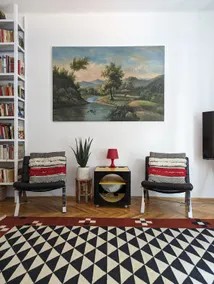 Cozy Park Apartment - Image 2
