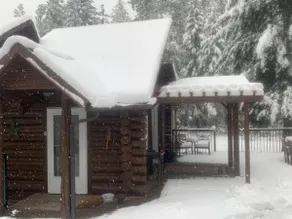 Deer Lake Chalet - Image 3