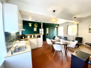 Pleasant village house - Image 2