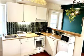 Pleasant village house - Image 3