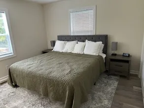 Ideal location - New 3 bedroom home - Image 3