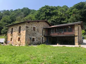 El Portalon de Luena - Image 2