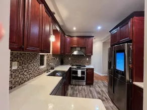 Spacious 3BR • Sleeps 12 • Near NYC Train + Parkin - Image 2