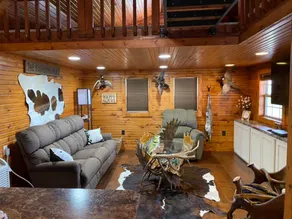 Wildcat Creek Cabin - Image 2