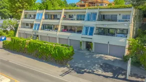 Beachfront Condo: Whale Watching & Cruise Ships - Image 3