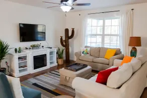 The Cactus House - Image 3