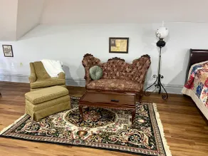Loft in Historic Mims-Dreyfus House in Belhaven - Image 4