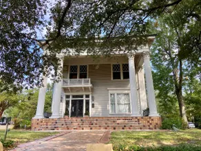 Loft in Historic Mims-Dreyfus House in Belhaven - Image 2