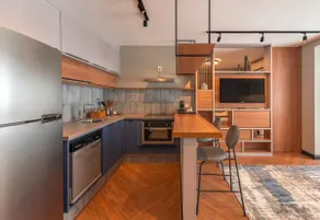 SN | Super Luxury | AC Bedroom & Living Room | Garage - Image 2