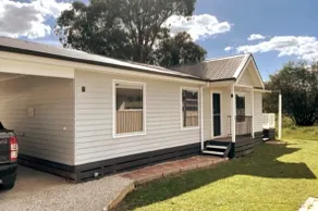 Yea Town cottage - Image 2