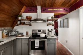 The Grape Escape - A-Frame Cabin in Wine Country - Image 4