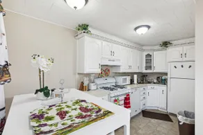 Charming Glenolden House Near Airport & Stadium - Image 4