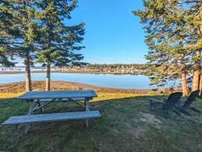 Oceanfront Acadia Cottage With Private Beach - Image 4