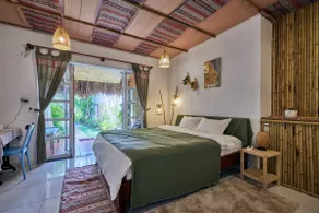 Three bedrooms house with garden - Image 3