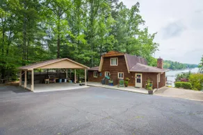 Exclusive Lakeside Retreat! - Image 3