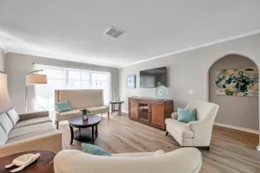 WeeklyDiscount- Relax, Adventure, Enjoy, Sleeps 8 - Image 2