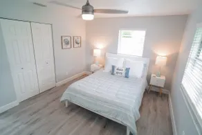 Renovated 3BR Family-Friendly Home by Dwtn & Beach - Image 4