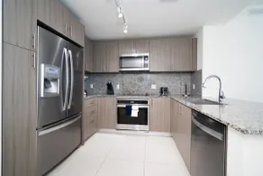 Apartment A in Doral - Image 2