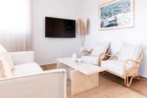 Rosebay - Coastal Holiday Home - Image 2