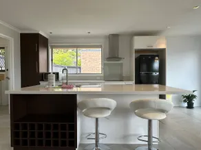 Skyline Serenity House - Close to city and airport - Image 4