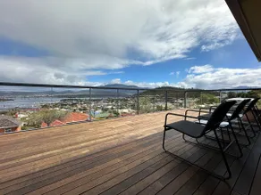 Skyline Serenity House - Close to city and airport - Image 2